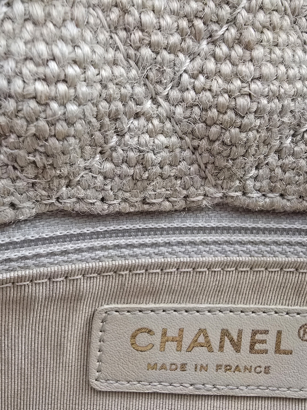CHANEL 2.55 Gold Sequined Quilted Flap Bag - Picture 5 of 8
